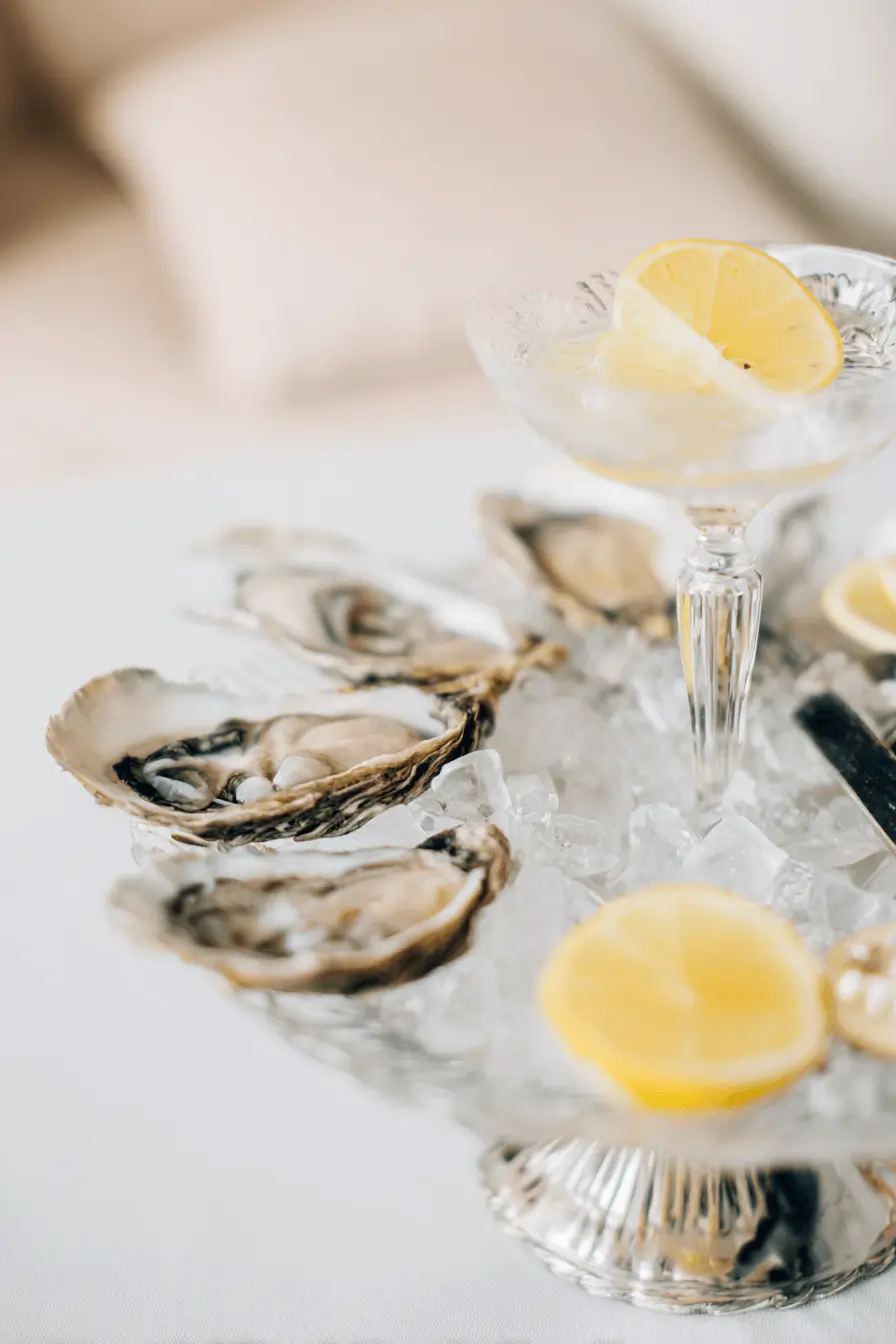 Oysters-fine-dining-Luxury-Branding